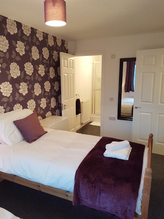 Bathgate Contractor And Business Apartment Exteriör bild