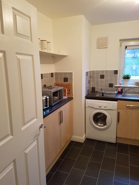 Bathgate Contractor And Business Apartment Exteriör bild